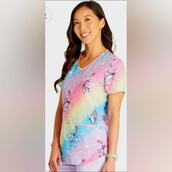 NEW Cat In The Hat Tooniforms Dr. Seuss V-Neck Scrub Top Small Licensed NWT - Picture 9 of 17